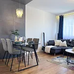 Krakowska Konstelacja Premium Apartamento