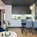 Krakowska Konstelacja Premium Apartamento *